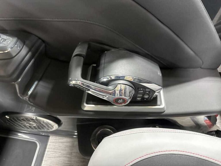 2026 Bennington 30QXFBWAX2 - Twin - Joystick - Arch US-ETWS9311J526 [photo 15]